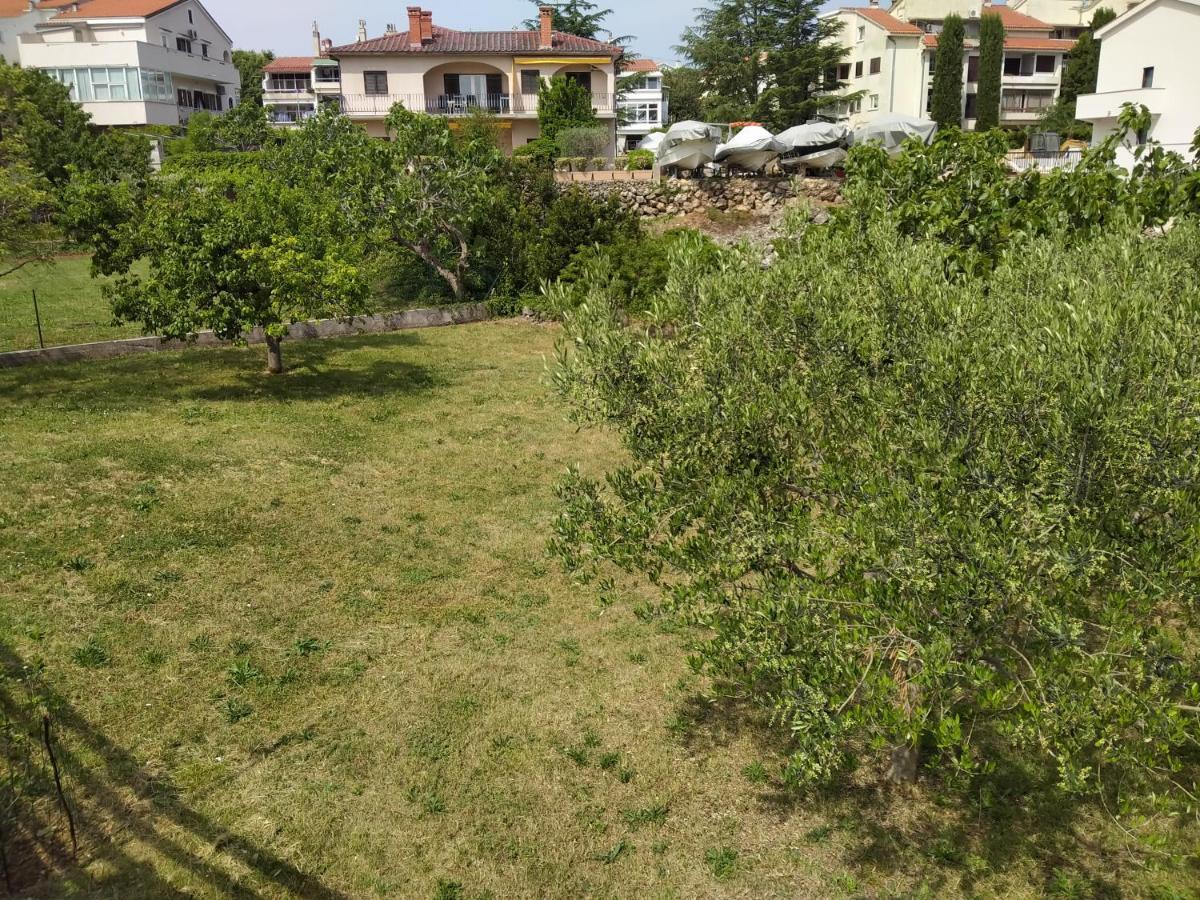 Apartman Avsec Krk Town Bagian luar foto