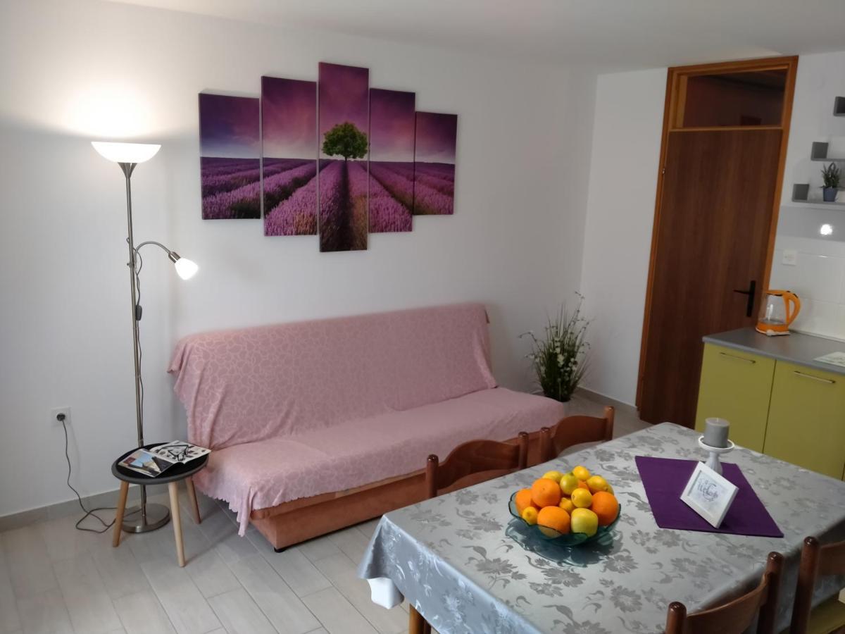 Apartman Avsec Krk Town Bagian luar foto
